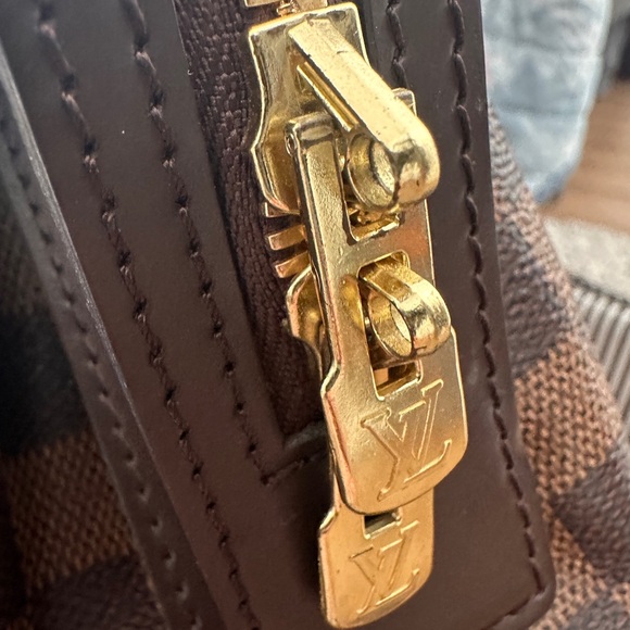 ❌SOLD❌🎉Authentic Louis Vuitton Chelsea Damier Ebene - Picture 15 of 15